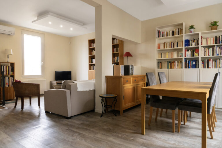 Maison à vendre à Carcassonne (11000) — Maison T4 avec jardin et garage – dans un quartier recherché de Carcassonne !