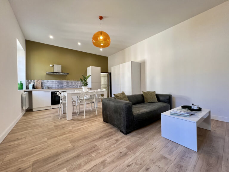 Appartement à vendre à Carcassonne (11000) — Appartement 3 pièces 93.28 m² à Carcassonne
