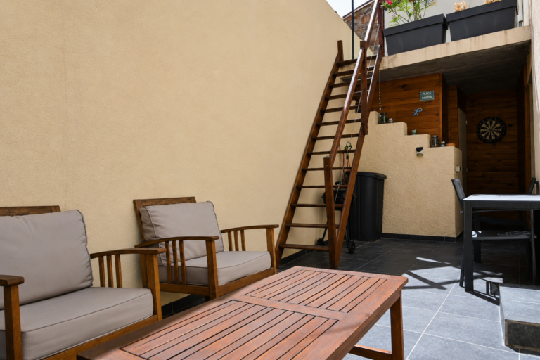 Maison De Village à vendre à Montlaur (11220) — Maison de caractère 131 m2   Terrasse panoramique, patio, garage   Proche Lagrasse